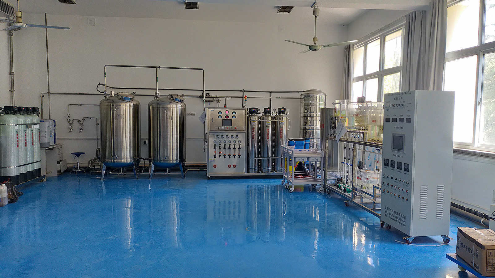 反滲透處理水設備定制 30t工業用純凈水處理設備